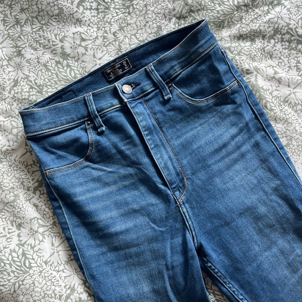 🌟2 FOR $15🌟 A&F Blue Jeggings | Size 28 / 6